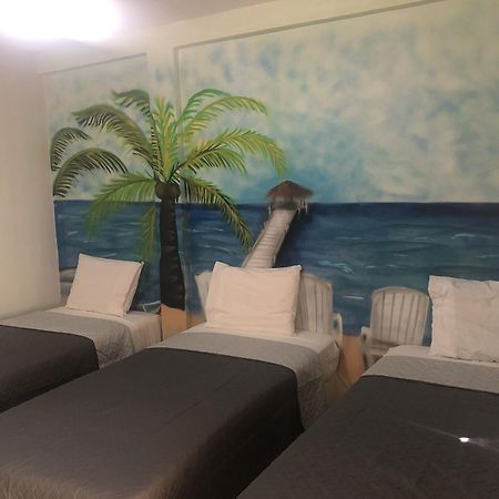 The Bakadeer Inn Kota Belize Bagian luar foto