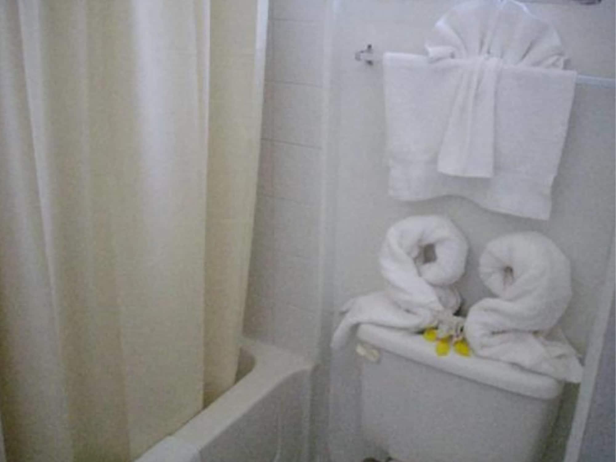 The Bakadeer Inn Kota Belize Bagian luar foto